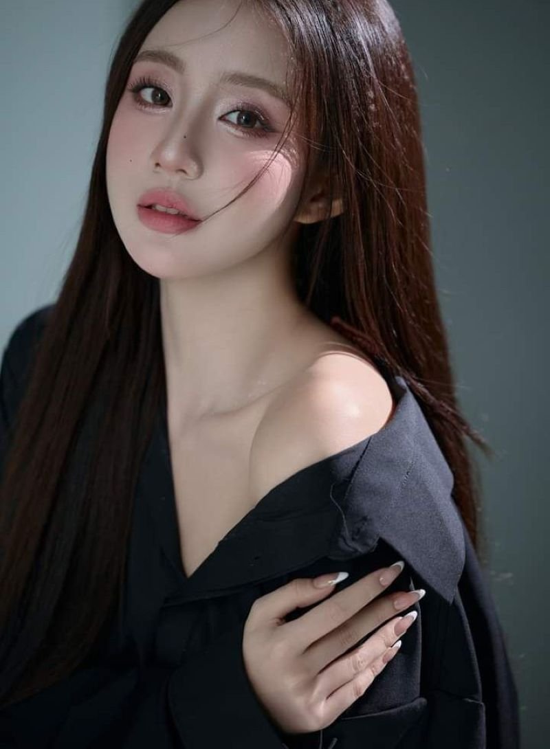 ảnh chân dung cô gái với vẻ đẹp trong trẻo ảnh chân dung cô gái với vẻ đẹp trong trẻo