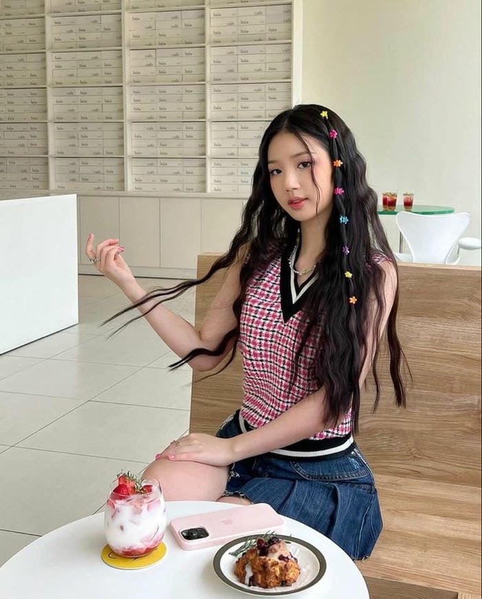 ảnh amee sexy với thần thái sang chảnh