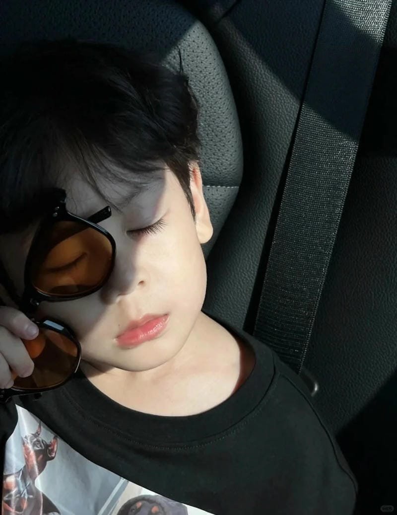 ảnh bé trai đáng yêu chuẩn hot boy