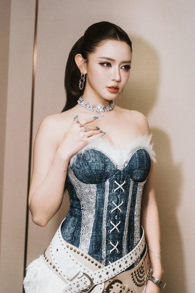 ảnh bích phương sexy góc nghiêng cực phẩm