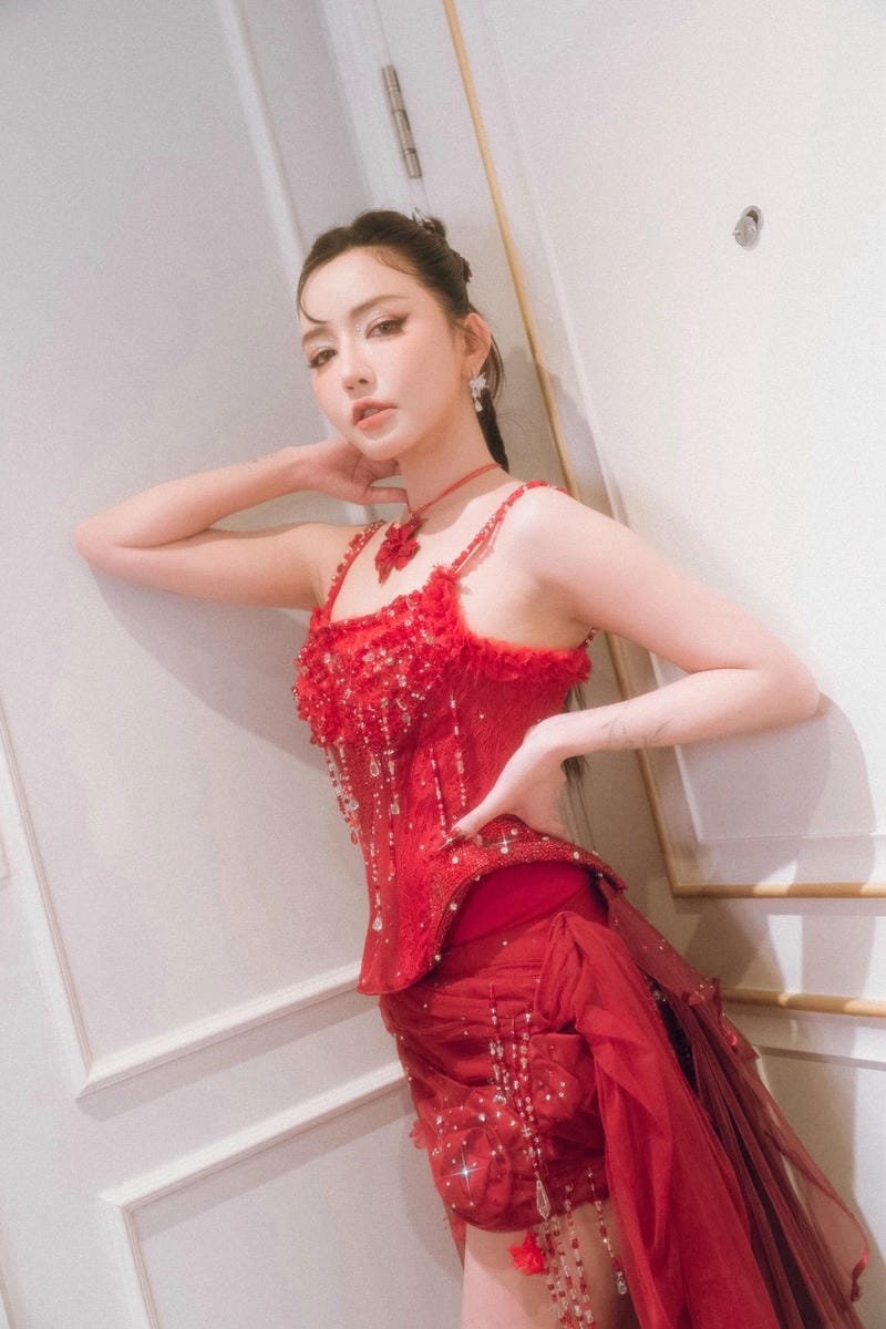 ảnh bích phương sexy vẻ đẹp ngọt ngào