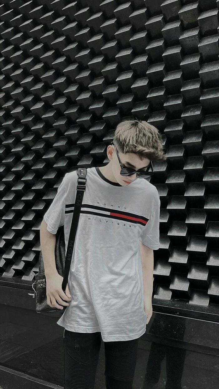 ảnh boy phố cá tính giữa phố