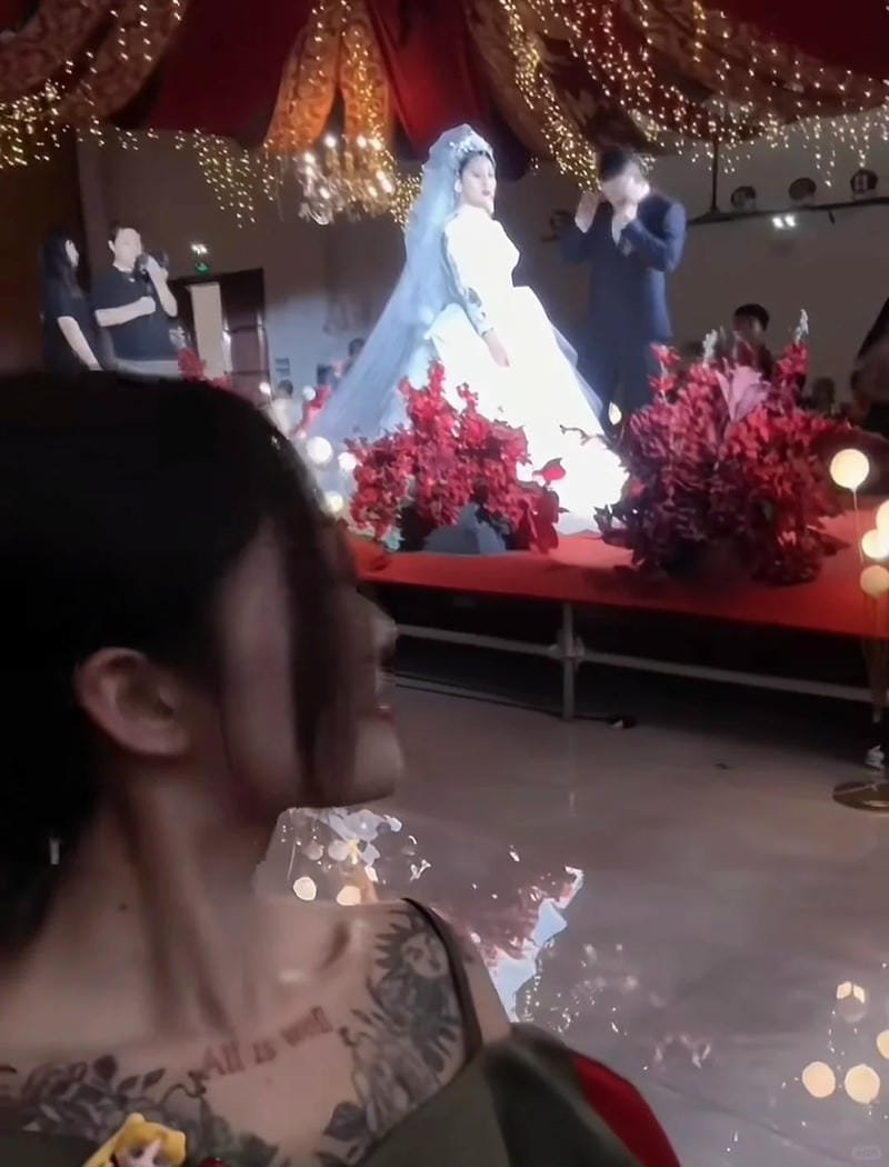 ảnh buồn khiến lòng chùng xuống