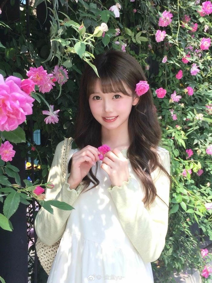 ảnh cute nữ gương mặt đáng yêu