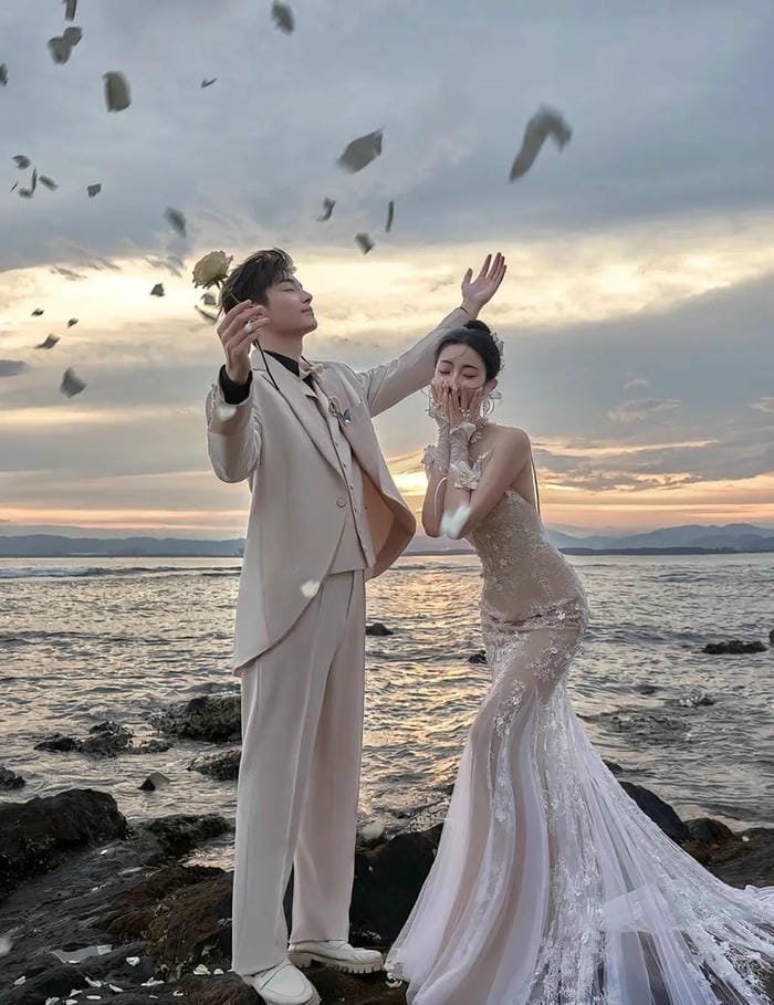 ảnh đám cưới phong cách hiện đại