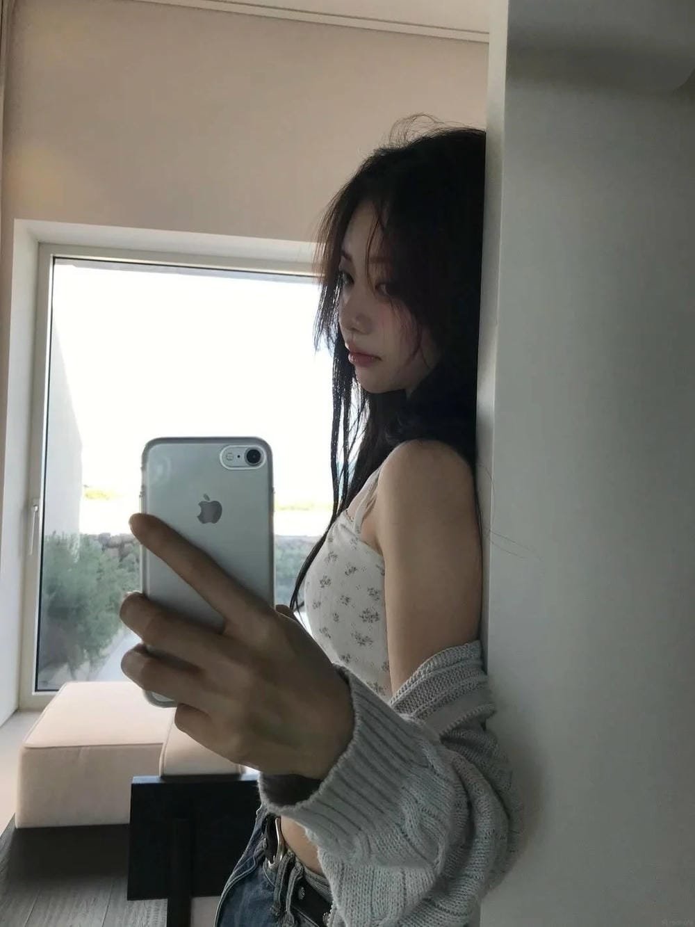 ảnh gái xinh chụp trước gương vibe nàng thơ ảnh gái xinh chụp trước gương vibe nàng thơ