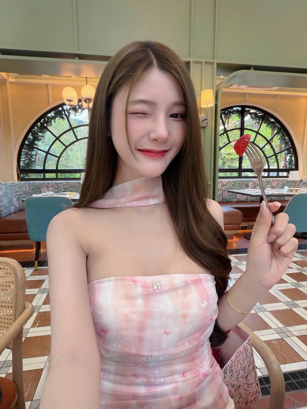 ảnh gái xinh hot trend cực nổi tiếng ảnh gái xinh hot trend cực nổi tiếng