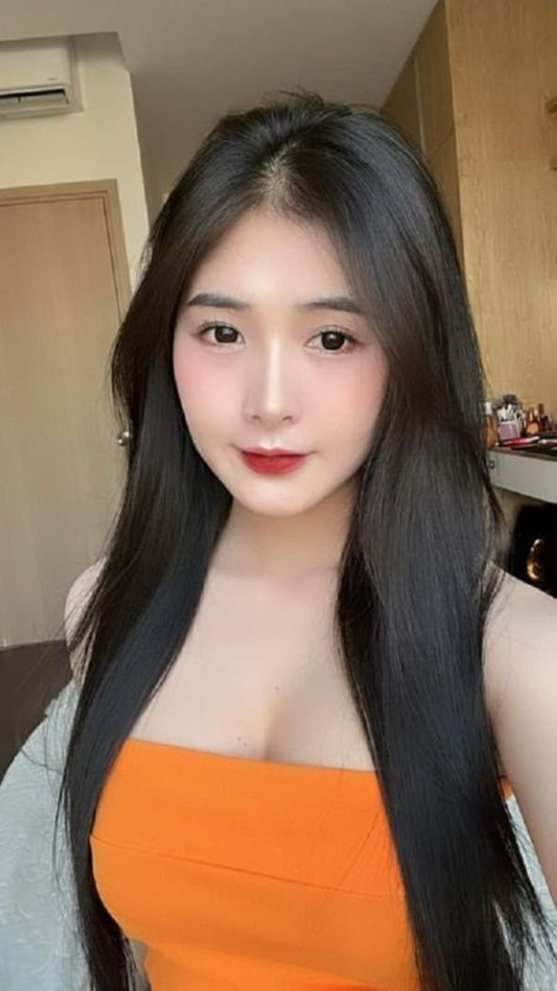 ảnh gái xinh khoe ngực đầy đặn ảnh gái xinh khoe ngực đầy đặn