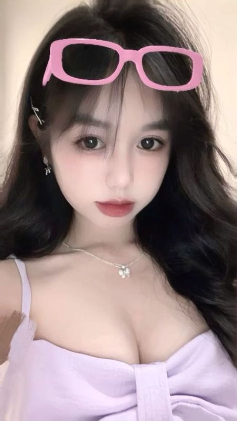 ảnh gái xinh khoe ngực nóng bỏng ảnh gái xinh khoe ngực nóng bỏng