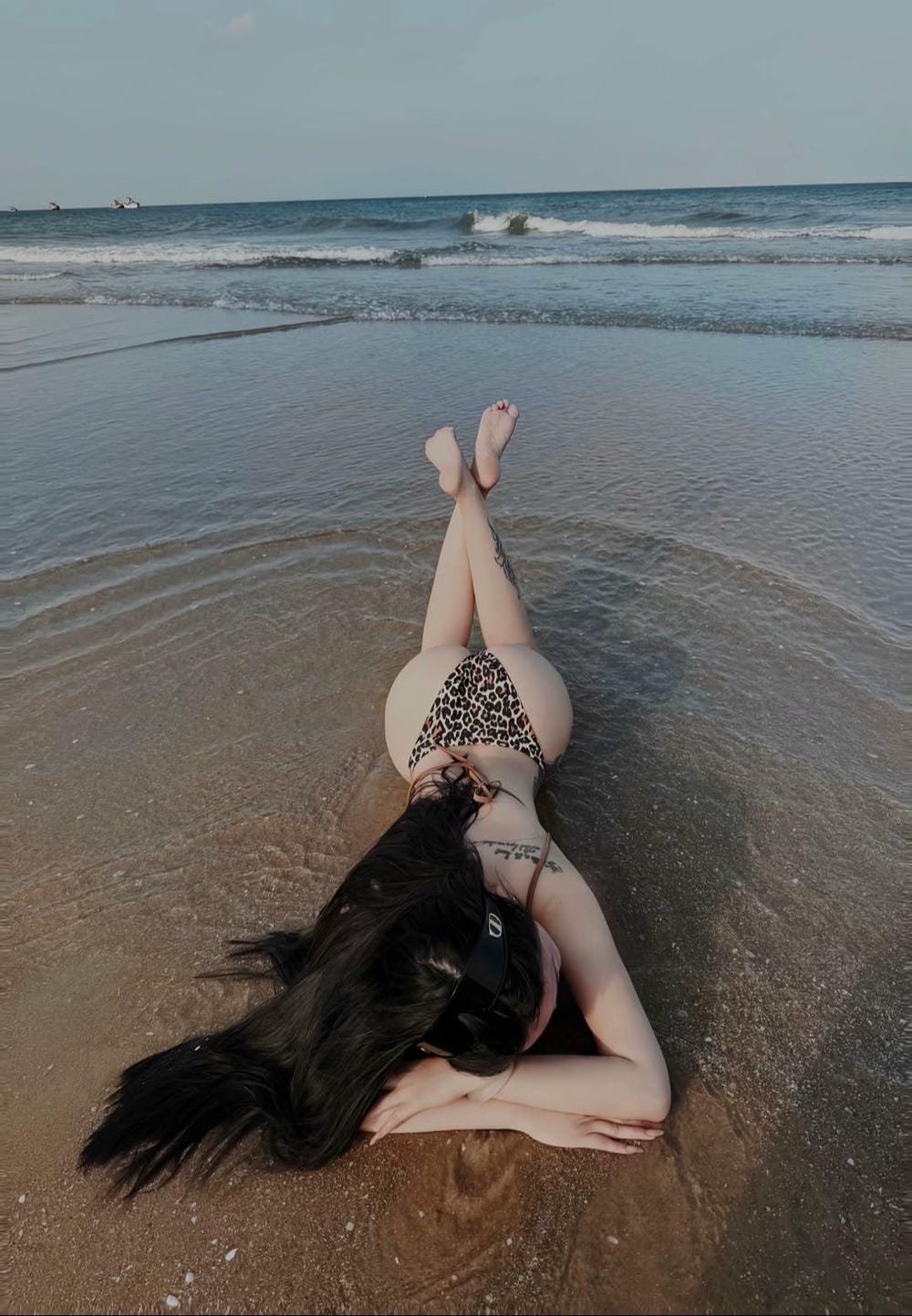 ảnh gái xinh mặc bikini nổi bật ảnh gái xinh mặc bikini nổi bật