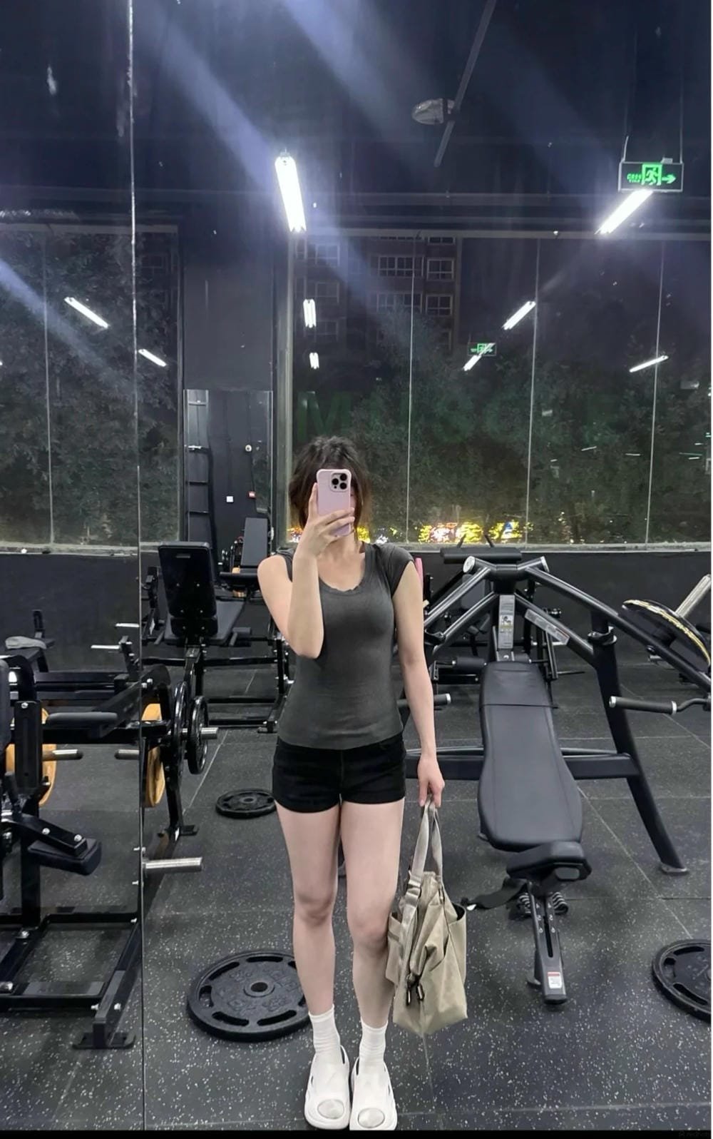 ảnh gái xinh tập gym năng động ảnh gái xinh tập gym năng động