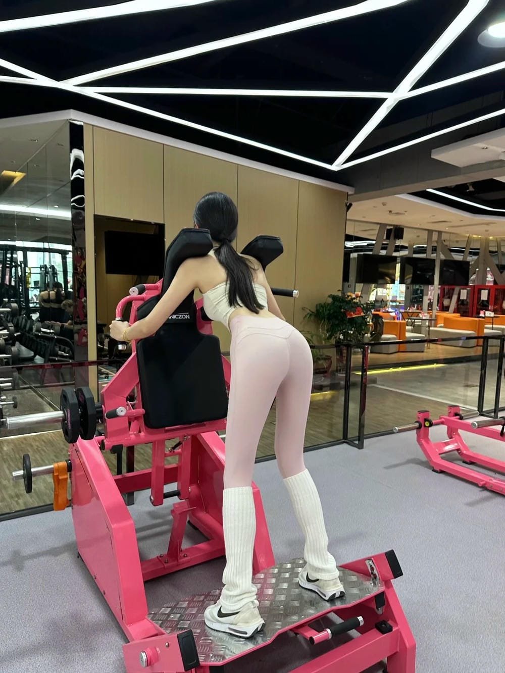 ảnh gái xinh tập gym vẻ đẹp khỏe ảnh gái xinh tập gym vẻ đẹp khỏe