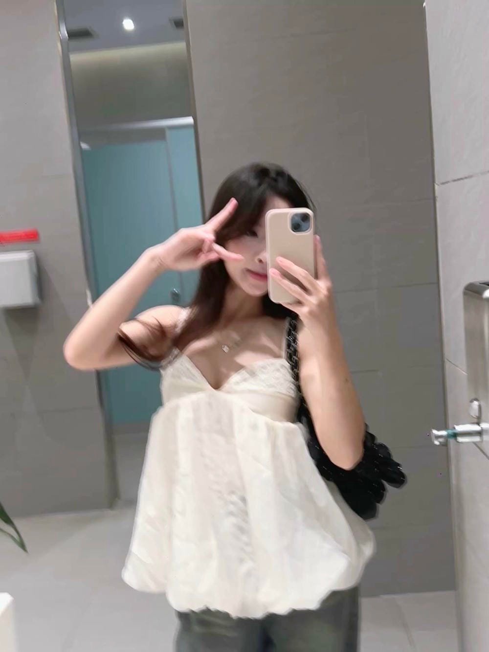 ảnh gái xinh tiktok phong cách trendy ảnh gái xinh tiktok phong cách trendy