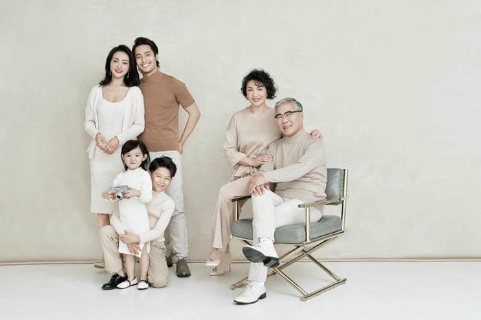 ảnh gia đình tự nhiên và gần gũi ảnh gia đình tự nhiên và gần gũi