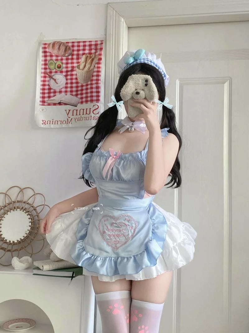 ảnh hầu gái sexy đầy nét quyến rũ