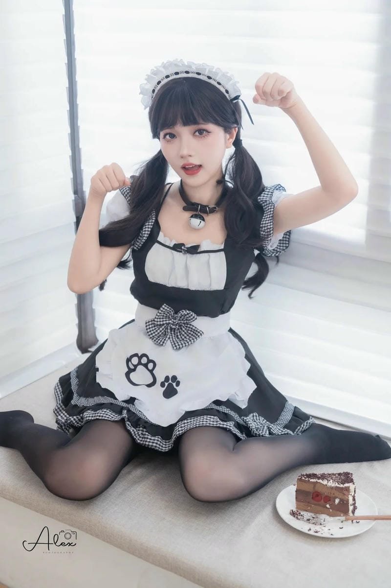 ảnh hầu gái sexy phong cách đáng yêu