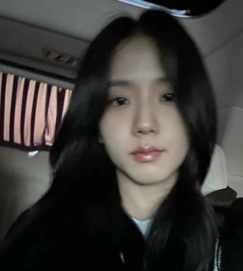 ảnh jisoo sexy thần thái đầy mê hoặc