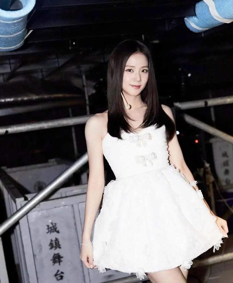 ảnh jisoo sexy thần thái đỉnh cao