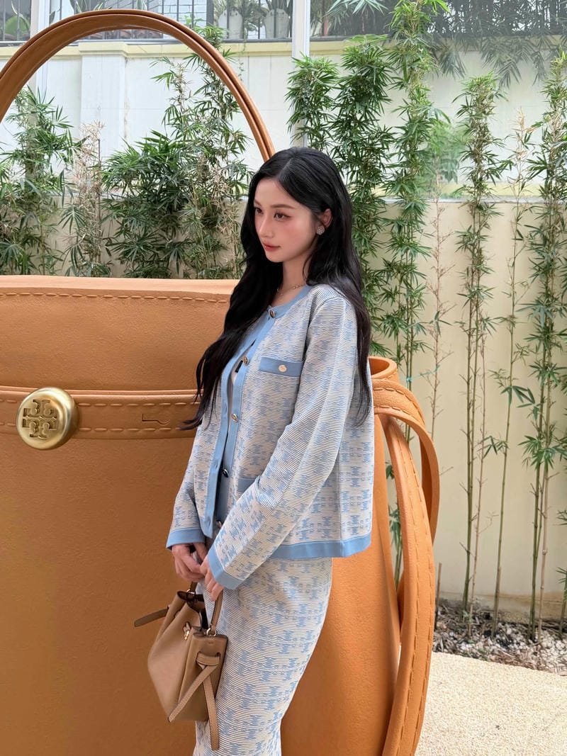 ảnh jun vũ sexy đầy mê hoặc