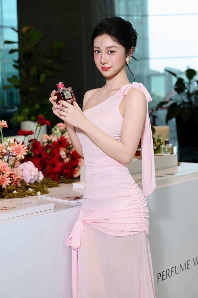ảnh jun vũ sexy nhan sắc gây thương nhớ