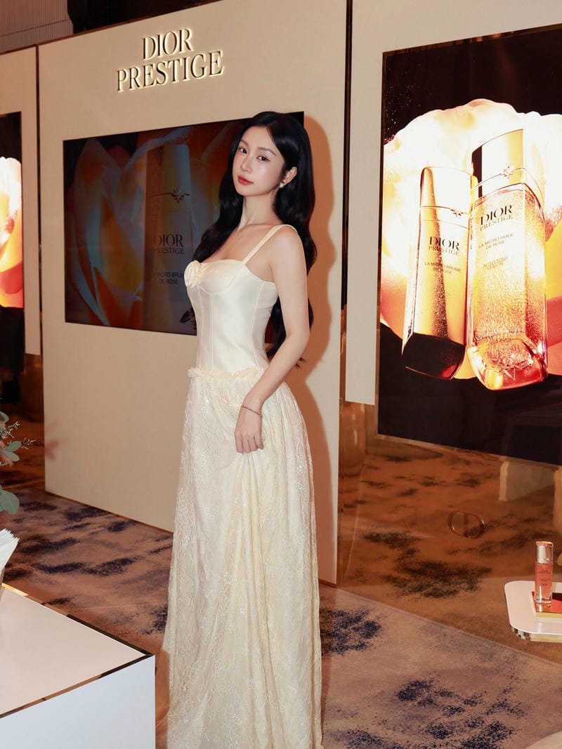 ảnh jun vũ sexy thần thái