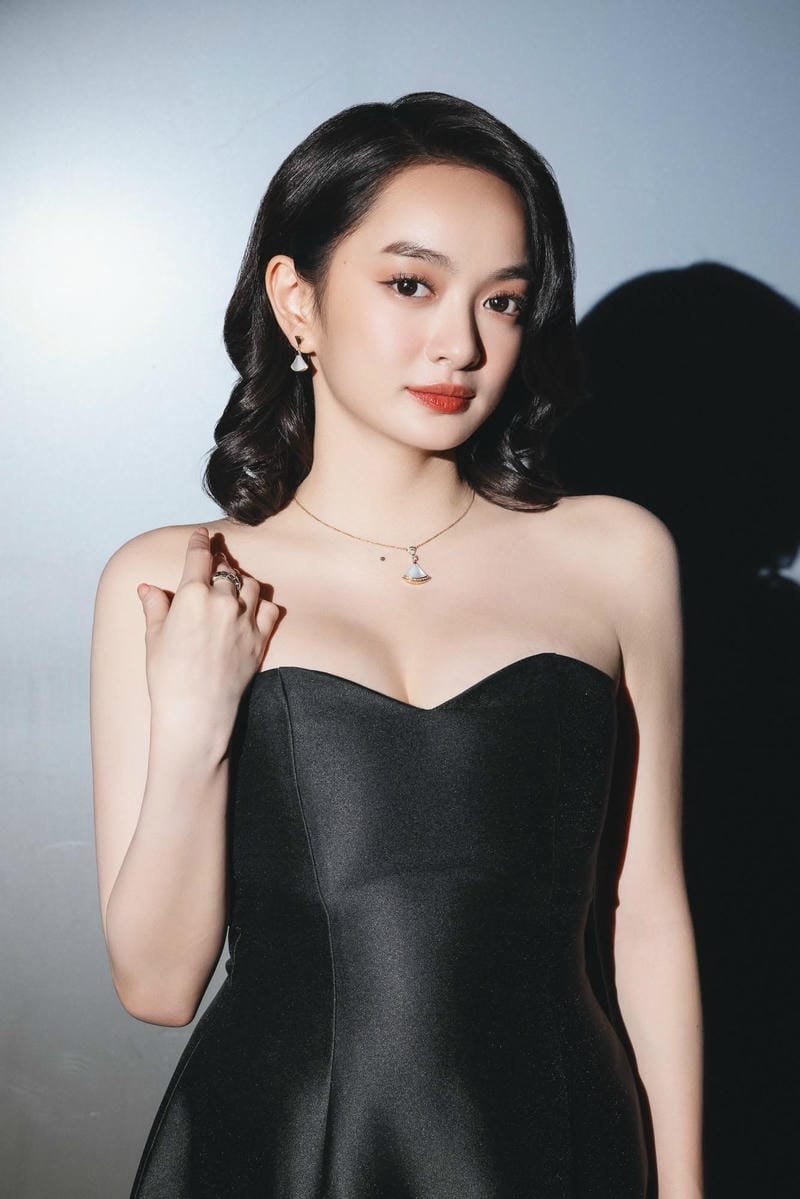 ảnh kaity nguyễn sexy đầy thần thái