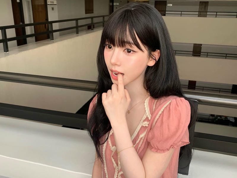 ảnh karina sexy thần thái lạnh lùng