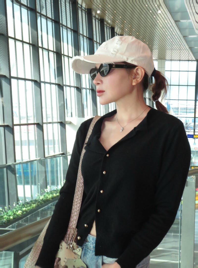 ảnh khả như sexy thần thái đầy tự tin