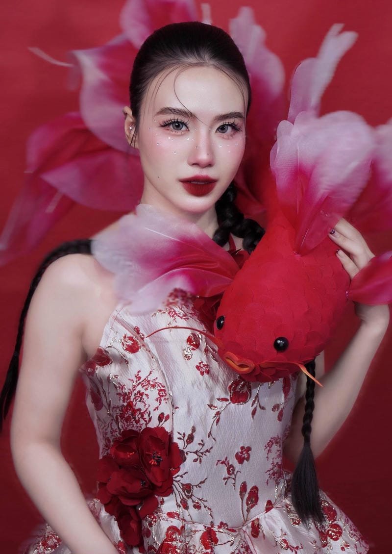 ảnh linh miu sexy phong cách khiến dân tình chú ý