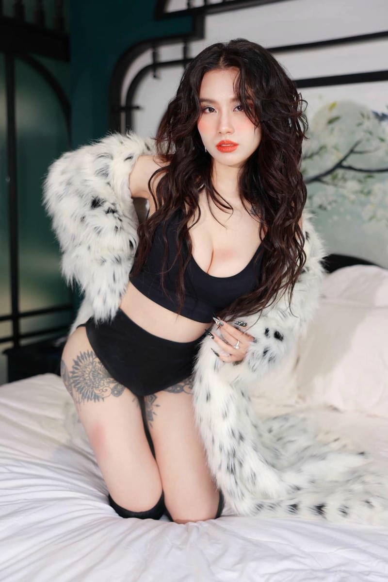 ảnh linh miu sexy quyến rũ đầy cuốn hút