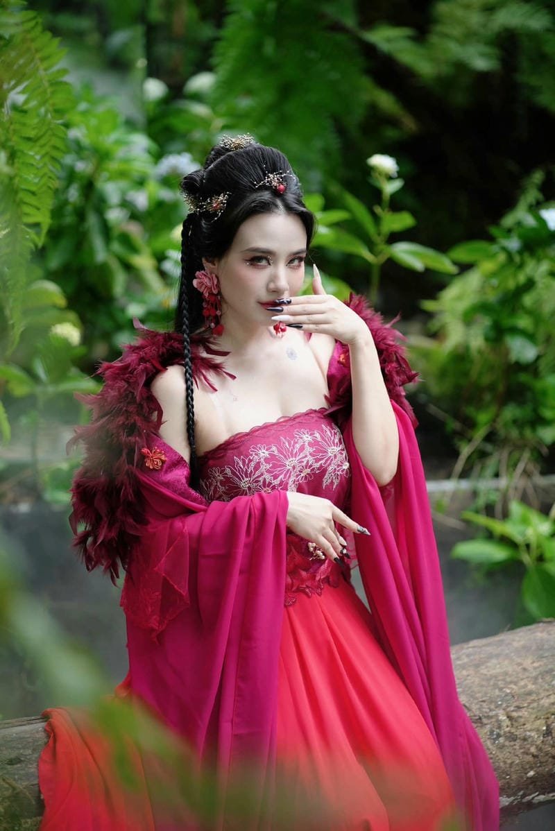 ảnh linh miu sexy vẻ đẹp ngọt ngào