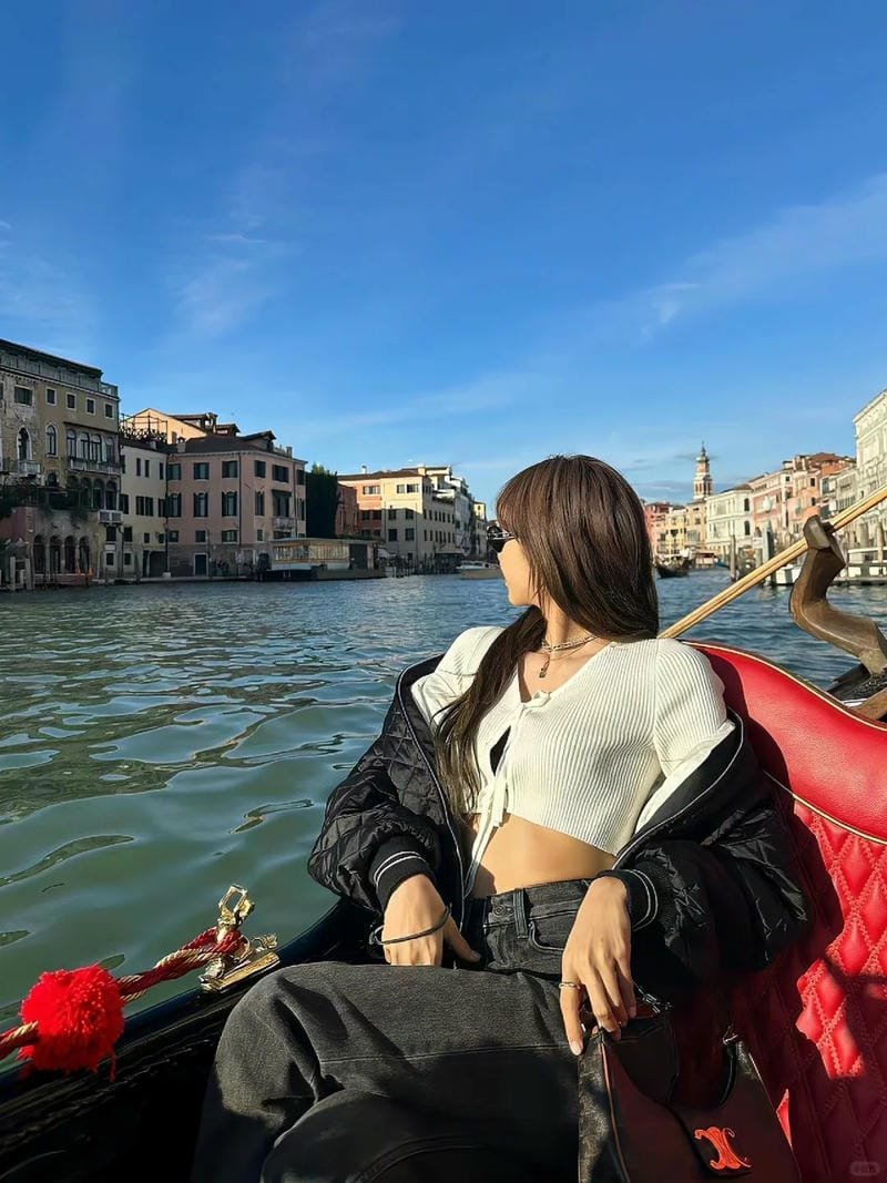ảnh lisa blackpink cực cuốn hút