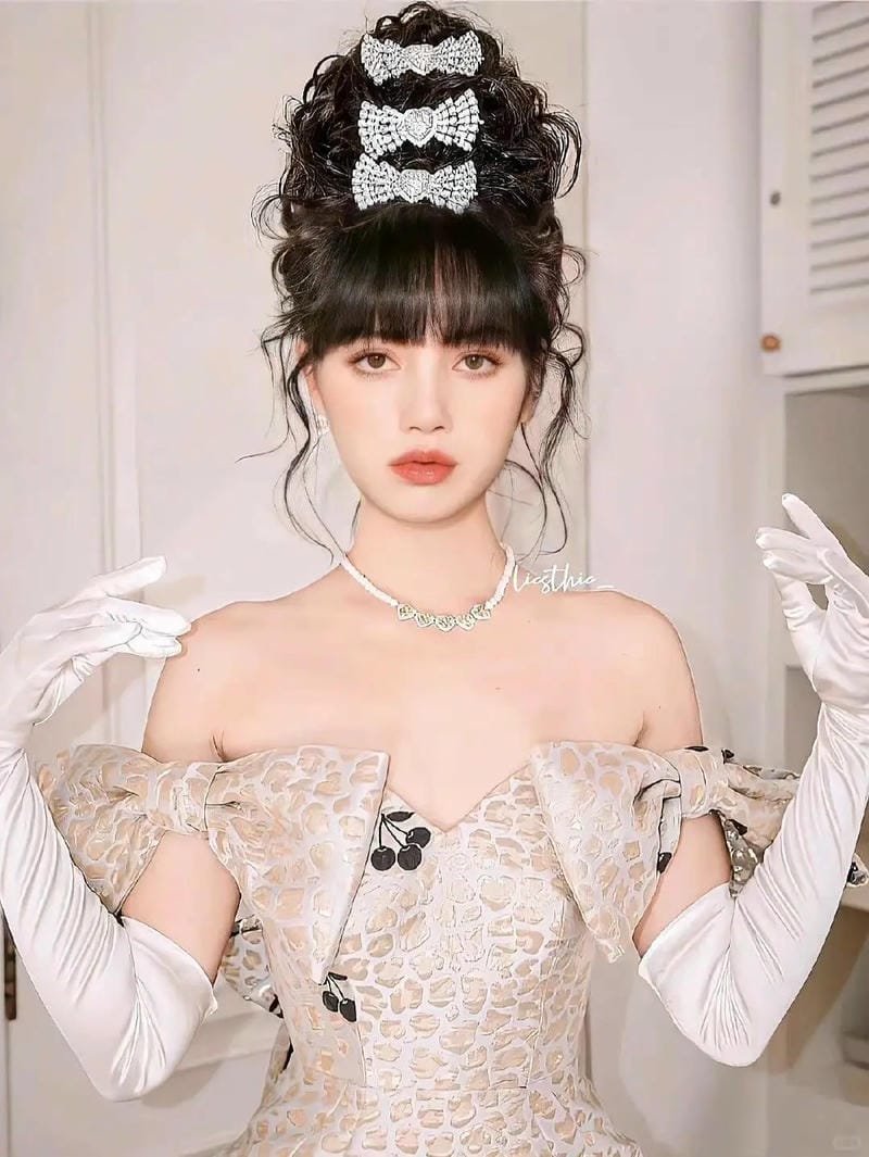 ảnh lisa outfit cực kỳ thời thượng