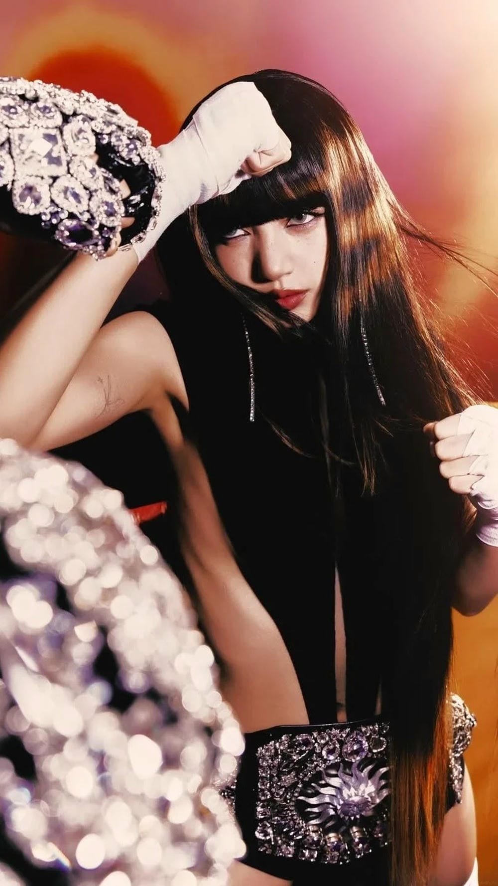 ảnh lisa sexy phong cách quyến rũ