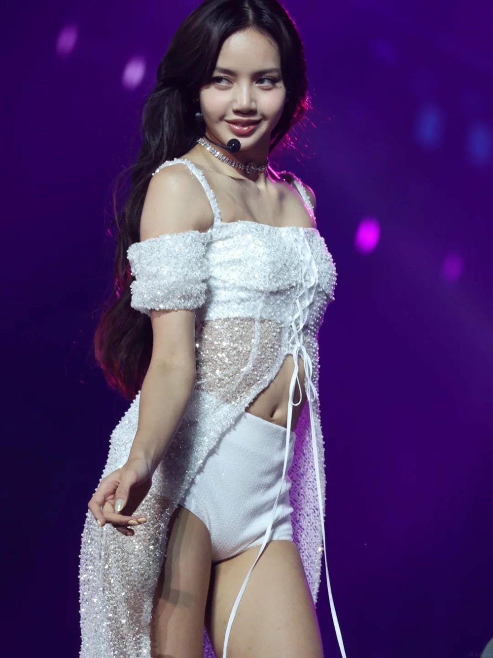 ảnh lisa sexy quyến rũ nổi bật