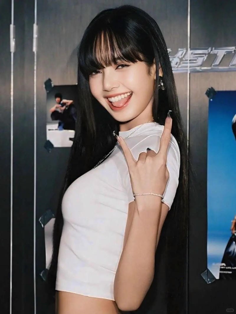 ảnh lisa vẻ đẹp ngọt ngào