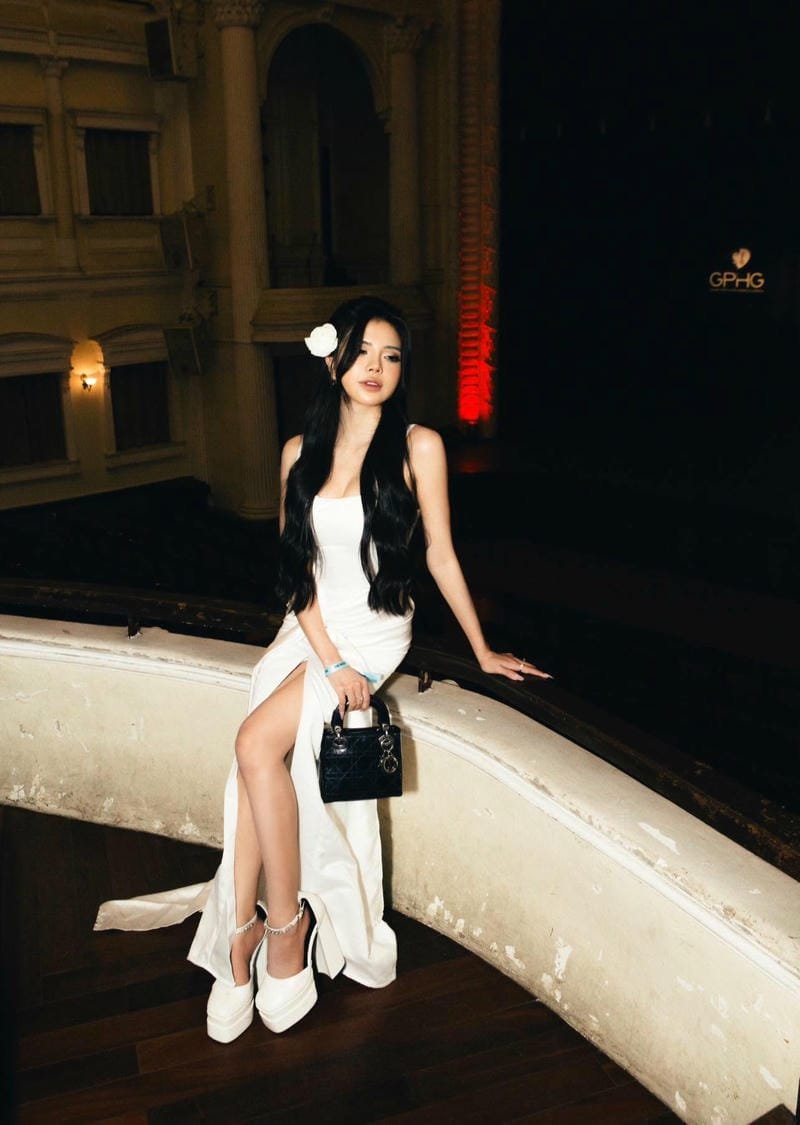 ảnh mai dora sexy vẻ đẹp cuốn hút