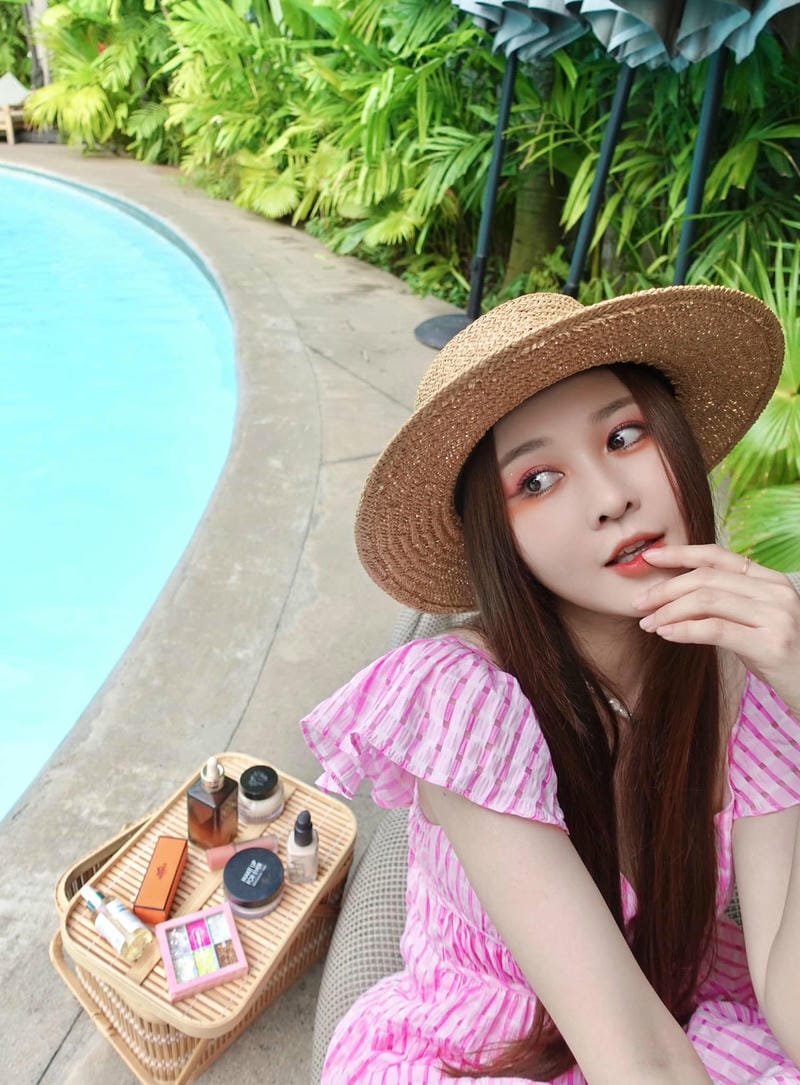 ảnh ribi sachi sexy khoe vẻ đẹp
