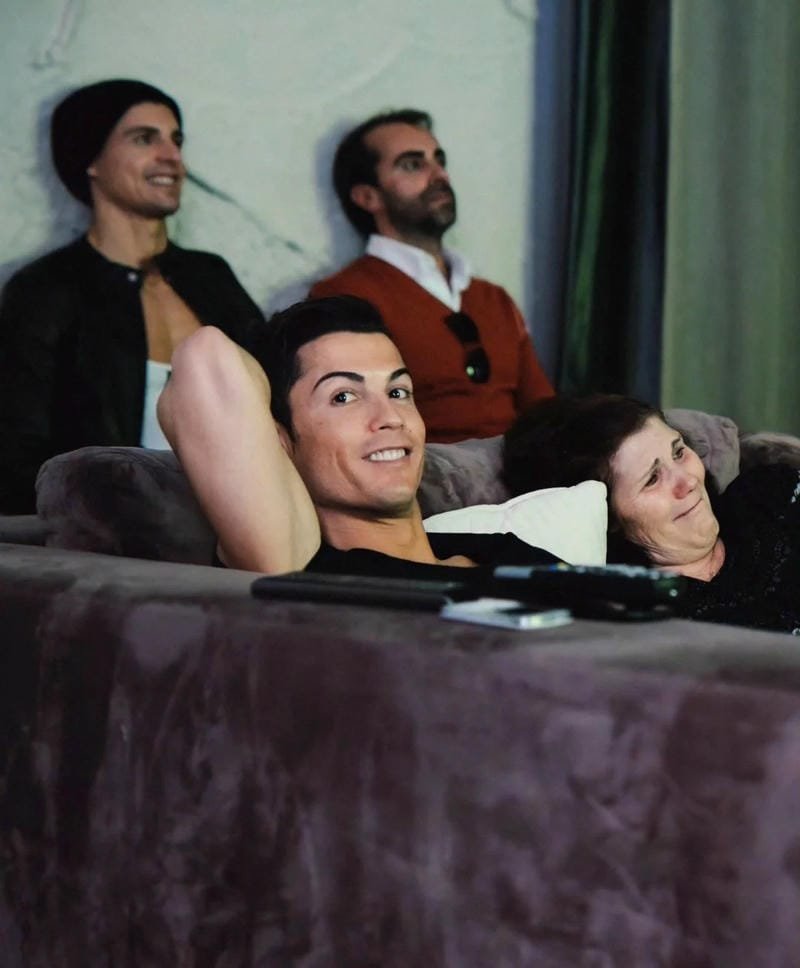 ảnh ronaldo đầy khí chất thủ lĩnh