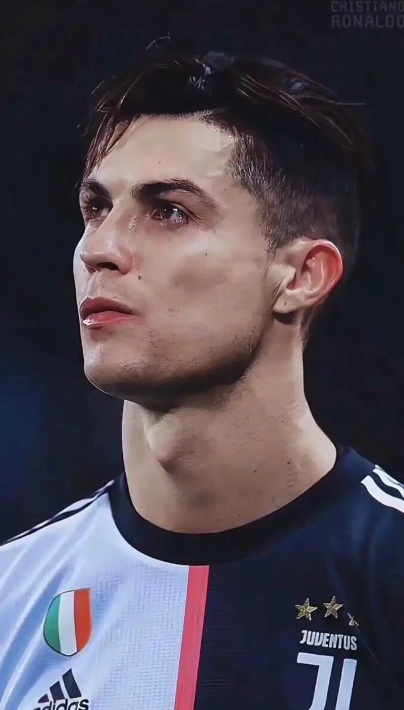 ảnh ronaldo khoảnh khắc đầy cảm xúc