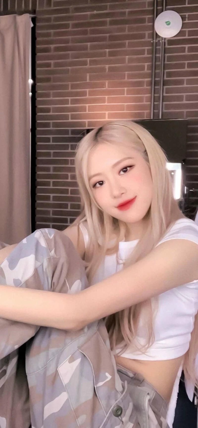 ảnh rose sexy cuốn hút mọi ánh nhìn