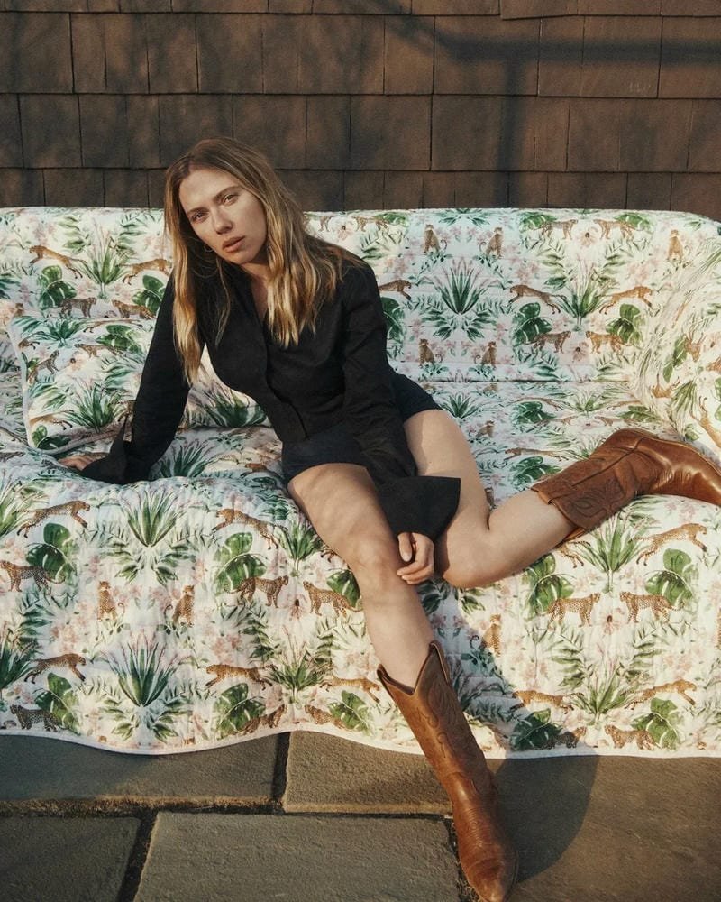 ảnh scarlett johansson sexy phong cách đầy cuốn hút