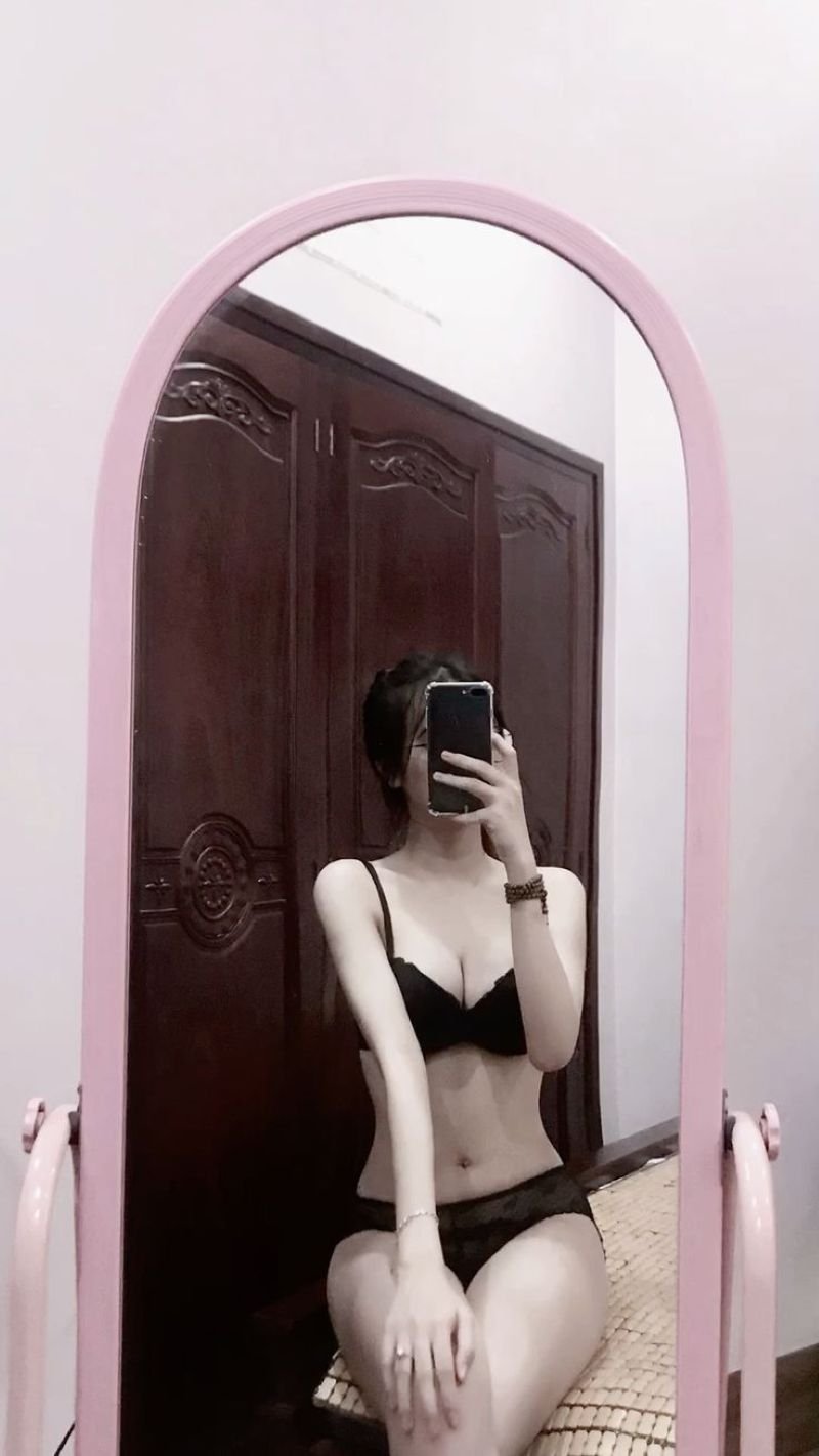 ảnh sexy đẹp nổi bật trên mạng xã hội