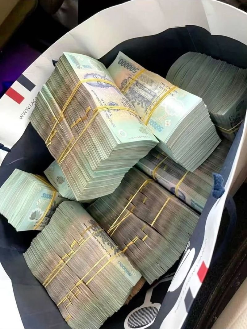 ảnh tiền bó cực kỳ ấn tượng