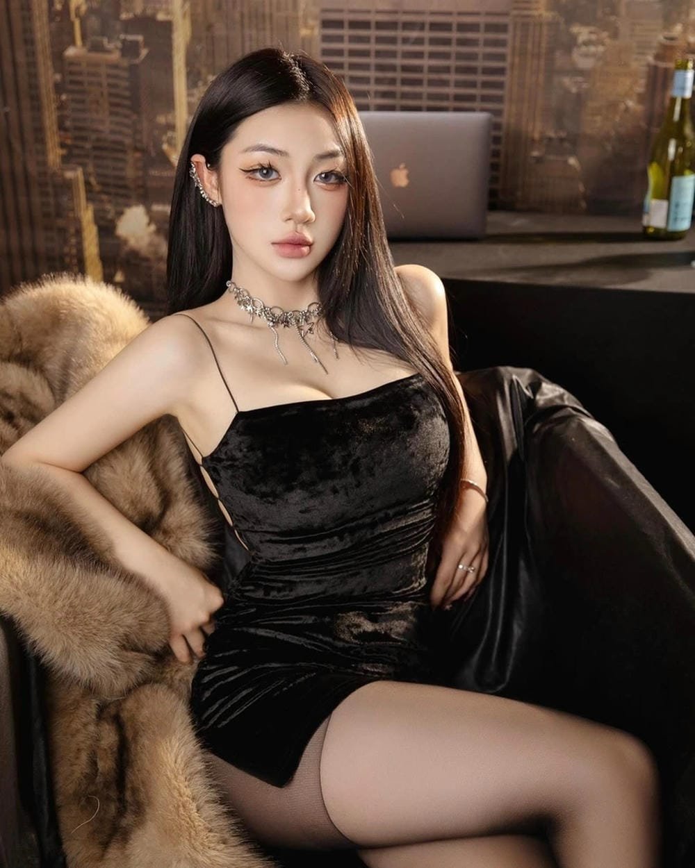 ảnh trần hà linh sexy phong cách cá tính nổi bật
