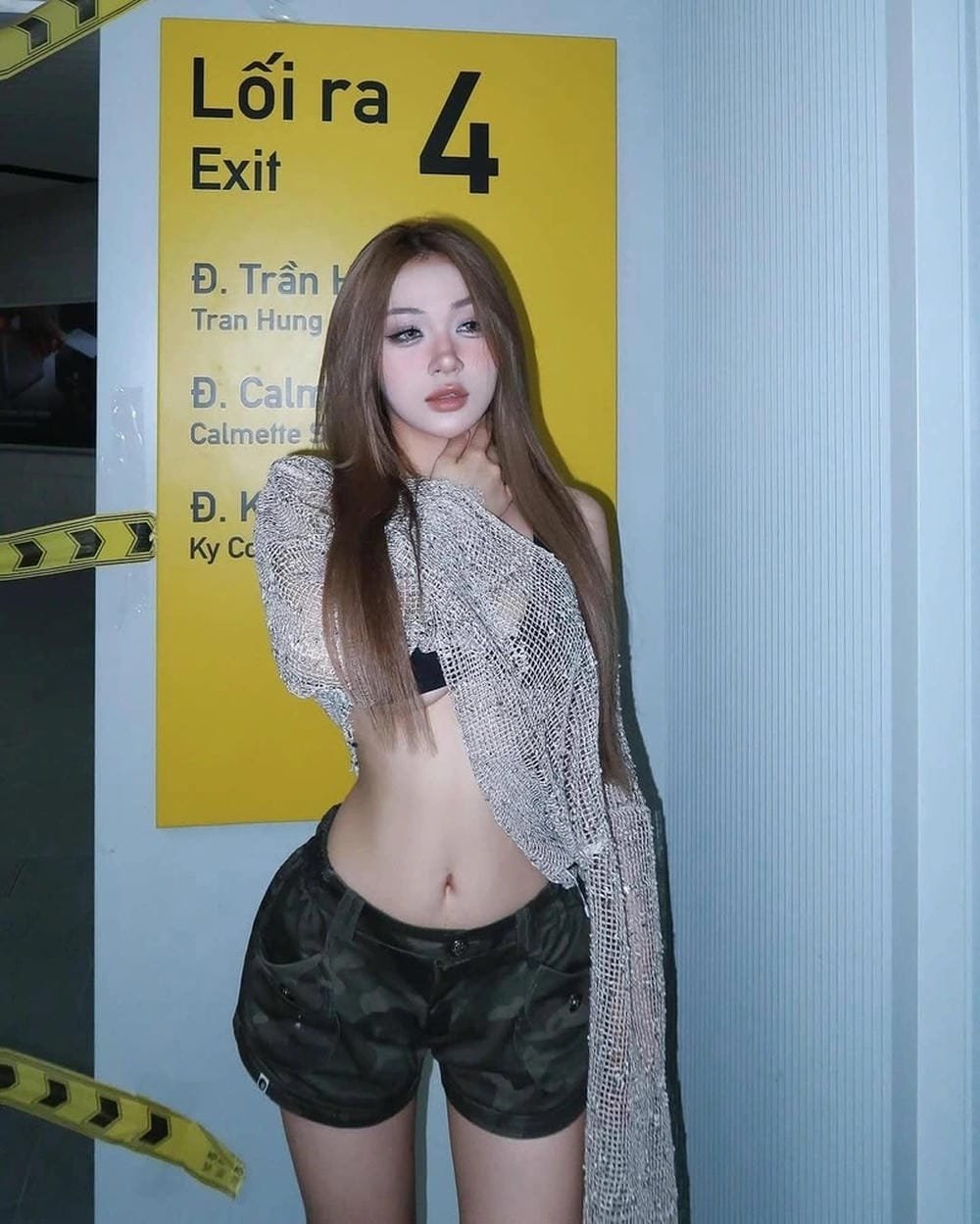 ảnh trần hà linh sexy phong cách đầy cá tính