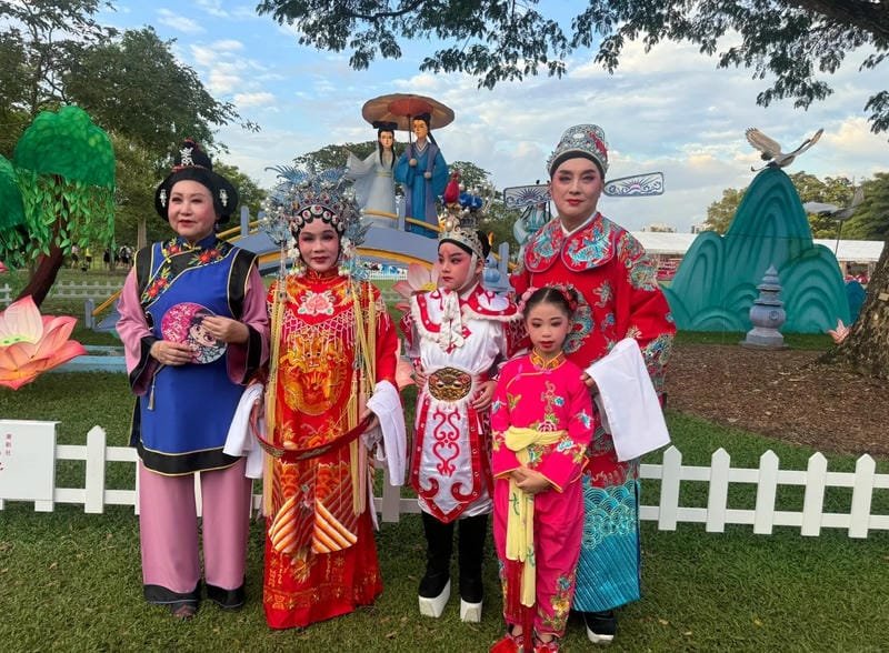 ảnh trung thu bánh nướng bánh dẻo