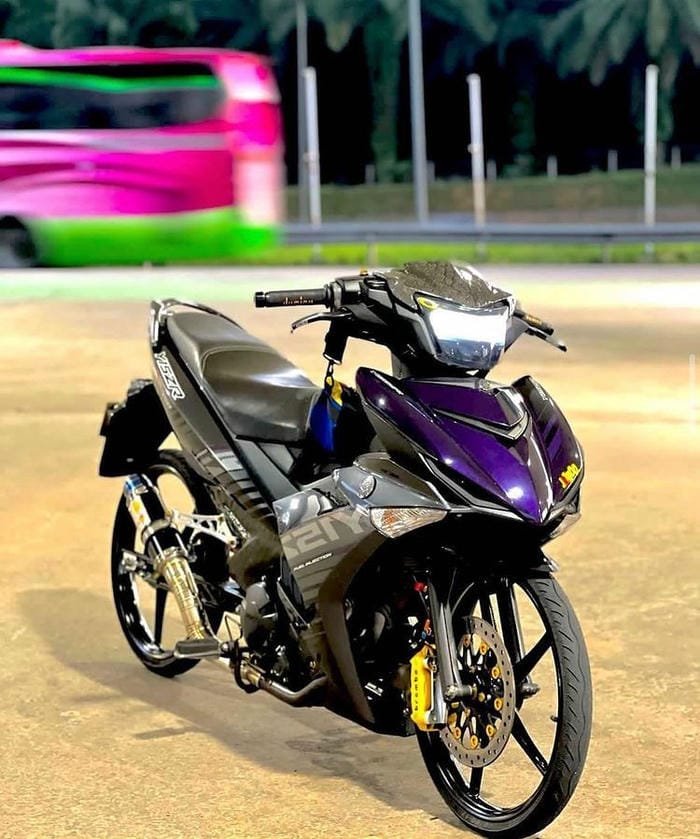 ảnh xe độ phong cách đường phố