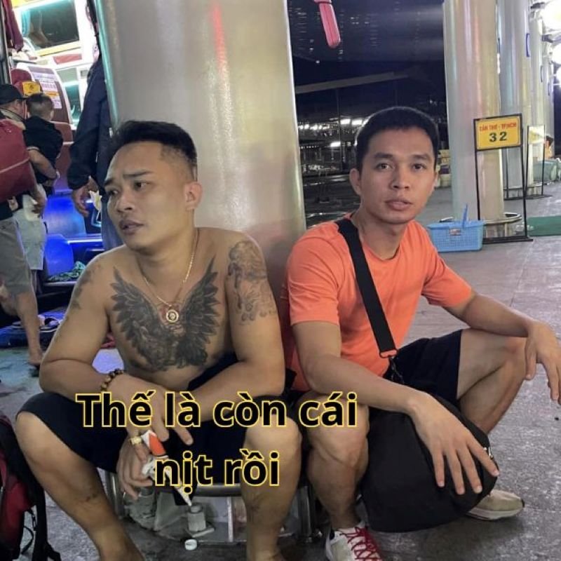 meme có cái nịt nhìn phát cười ngay