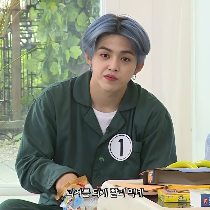 meme cười đểu với biểu cảm cực chất